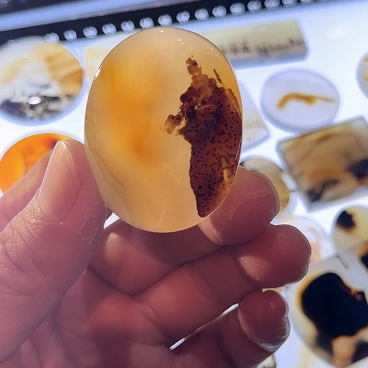 玛瑙/玉髓未镶嵌吊坠(不含链)