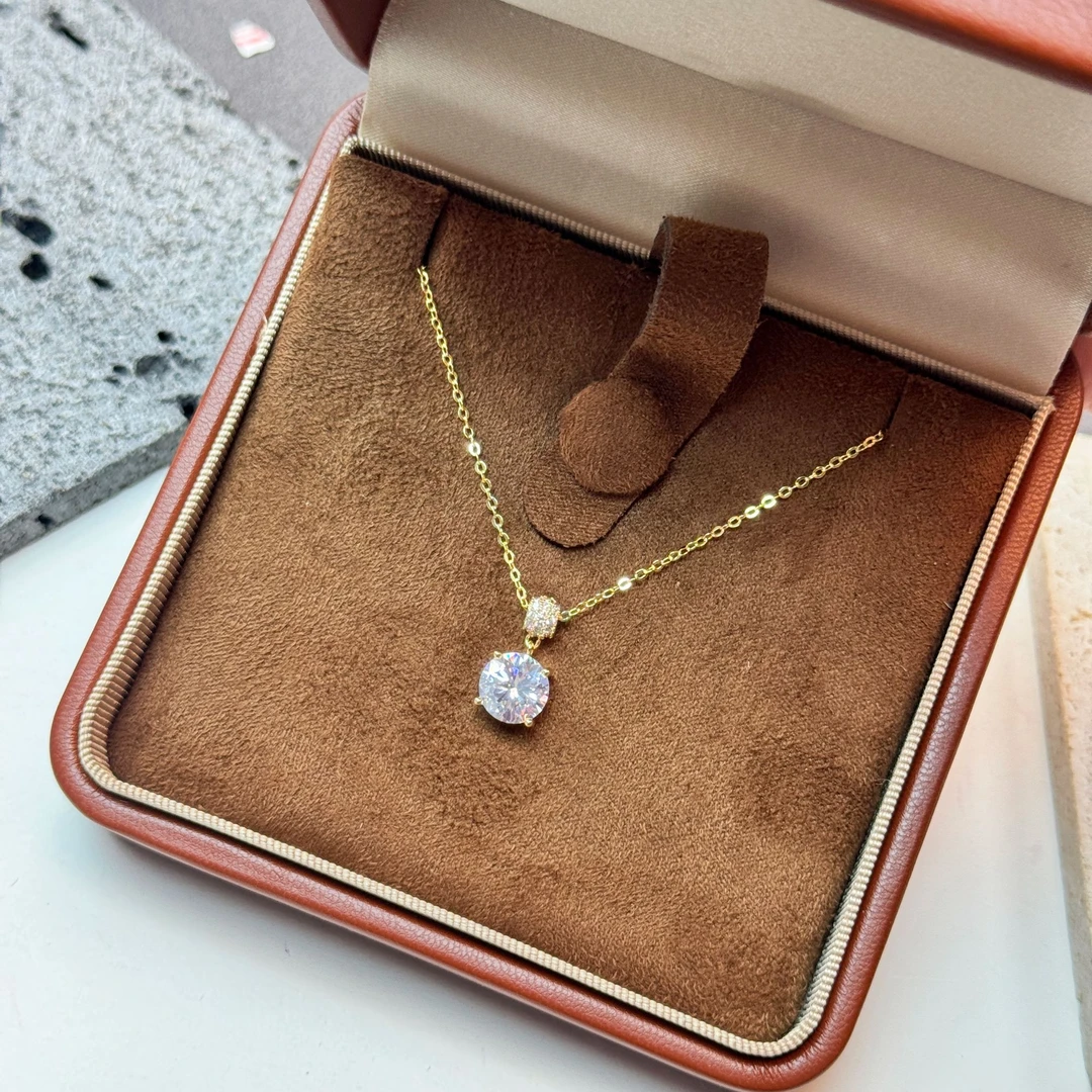 17457高级感轻奢项链女太钢