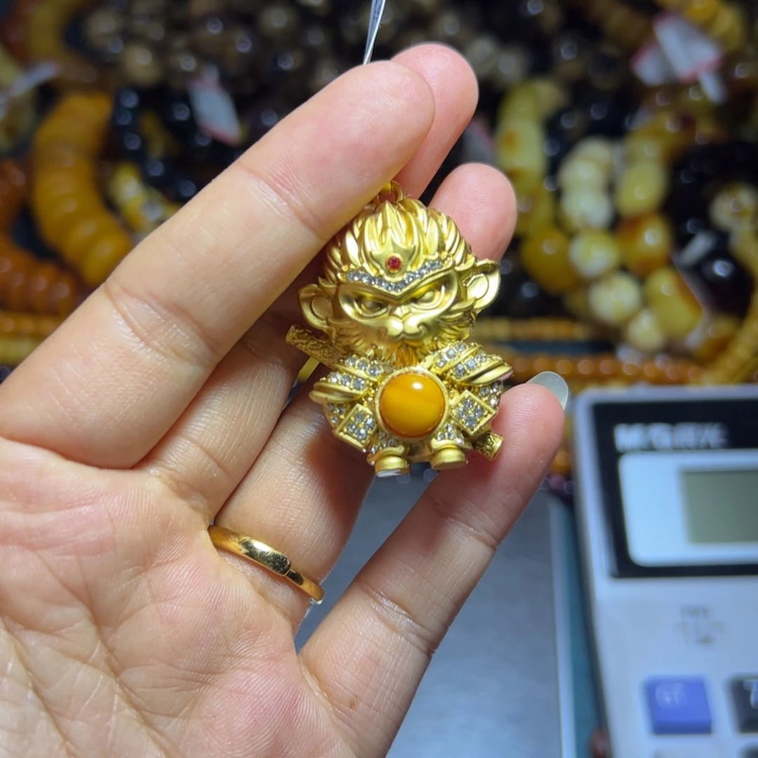 未镶嵌琥珀珠宝奇石965