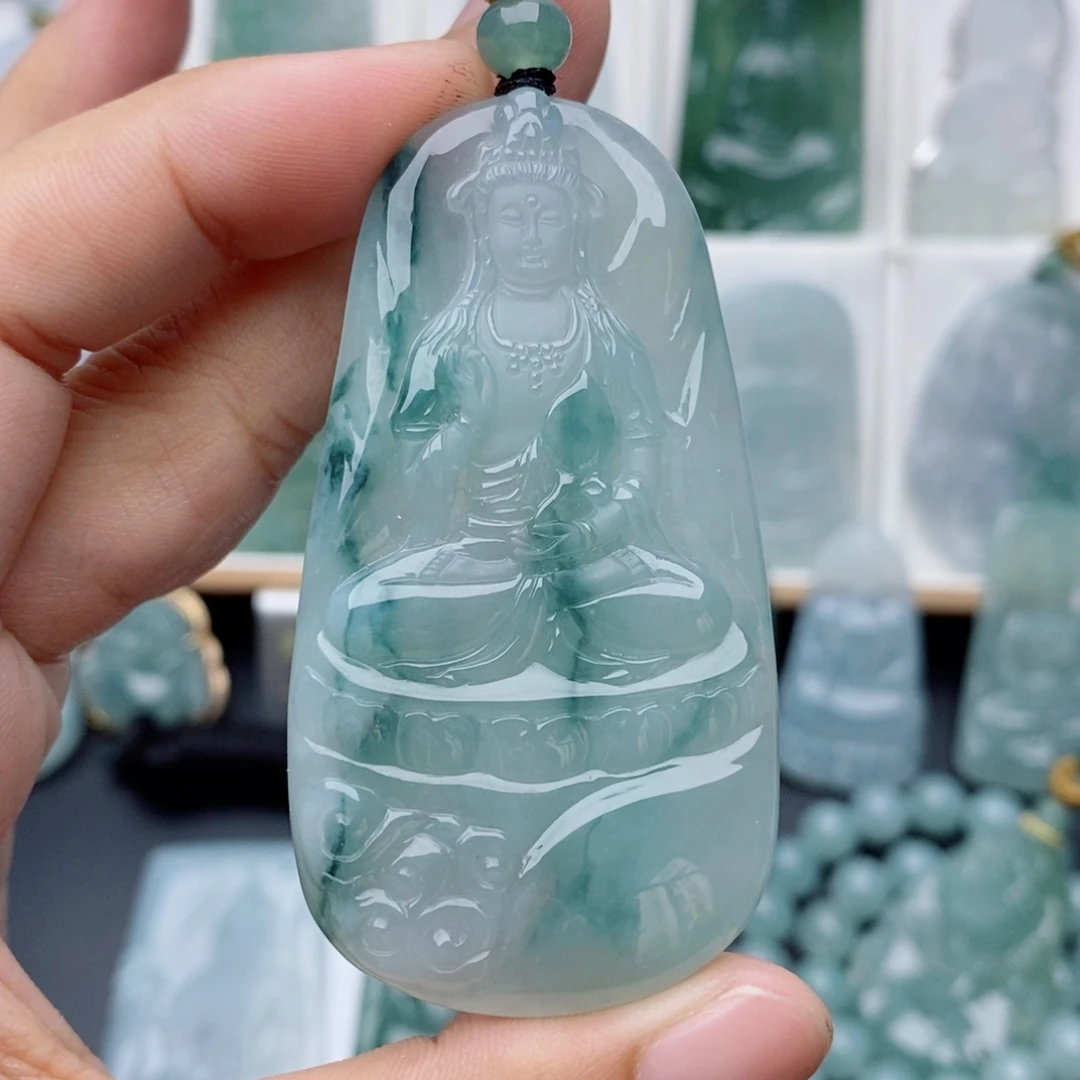 薄***棠颈饰未镶嵌翡翠观音