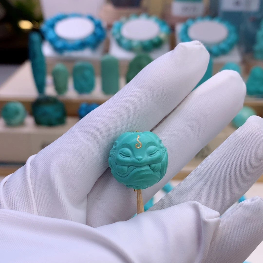 绿松石未镶嵌挂件