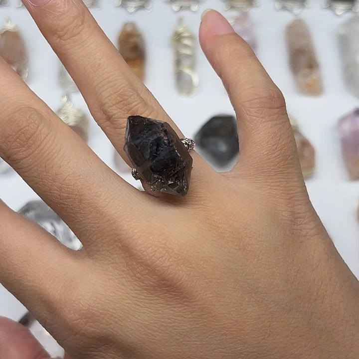 水晶银S925镶嵌戒指闪灵钻戒指