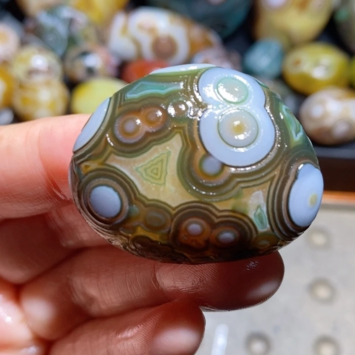 未镶嵌玛瑙/玉髓珠宝半成品27