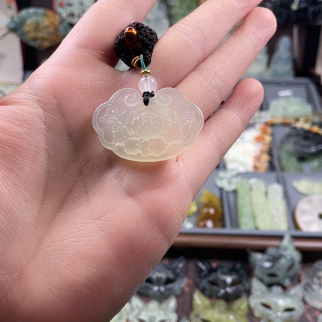 蛇纹石玉未镶嵌吊坠(赠链)