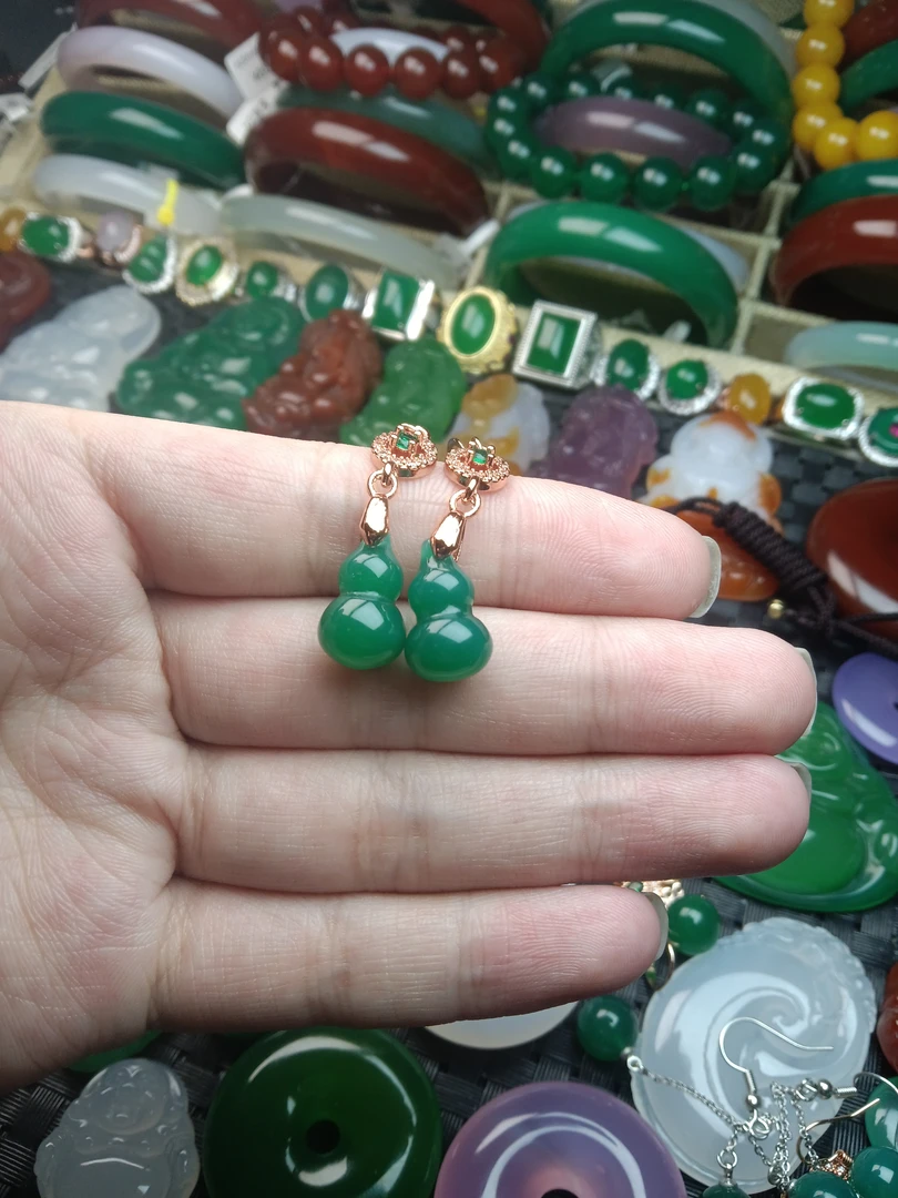 天然玛瑙玉髓耳环