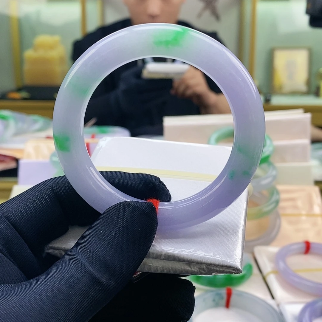 【闪购商品】未镶嵌手镯翡翠春彩