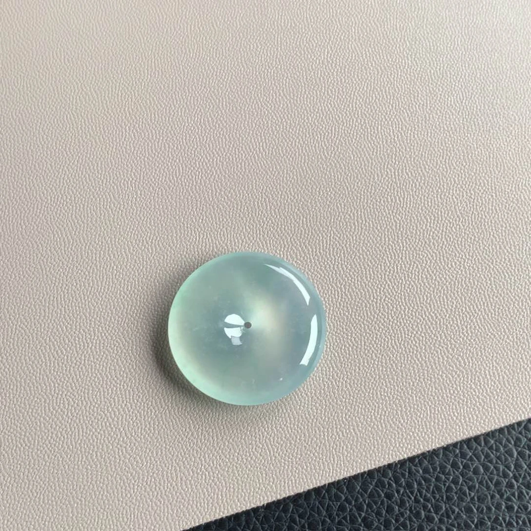 翡翠颈饰未镶嵌天然缅甸翡翠