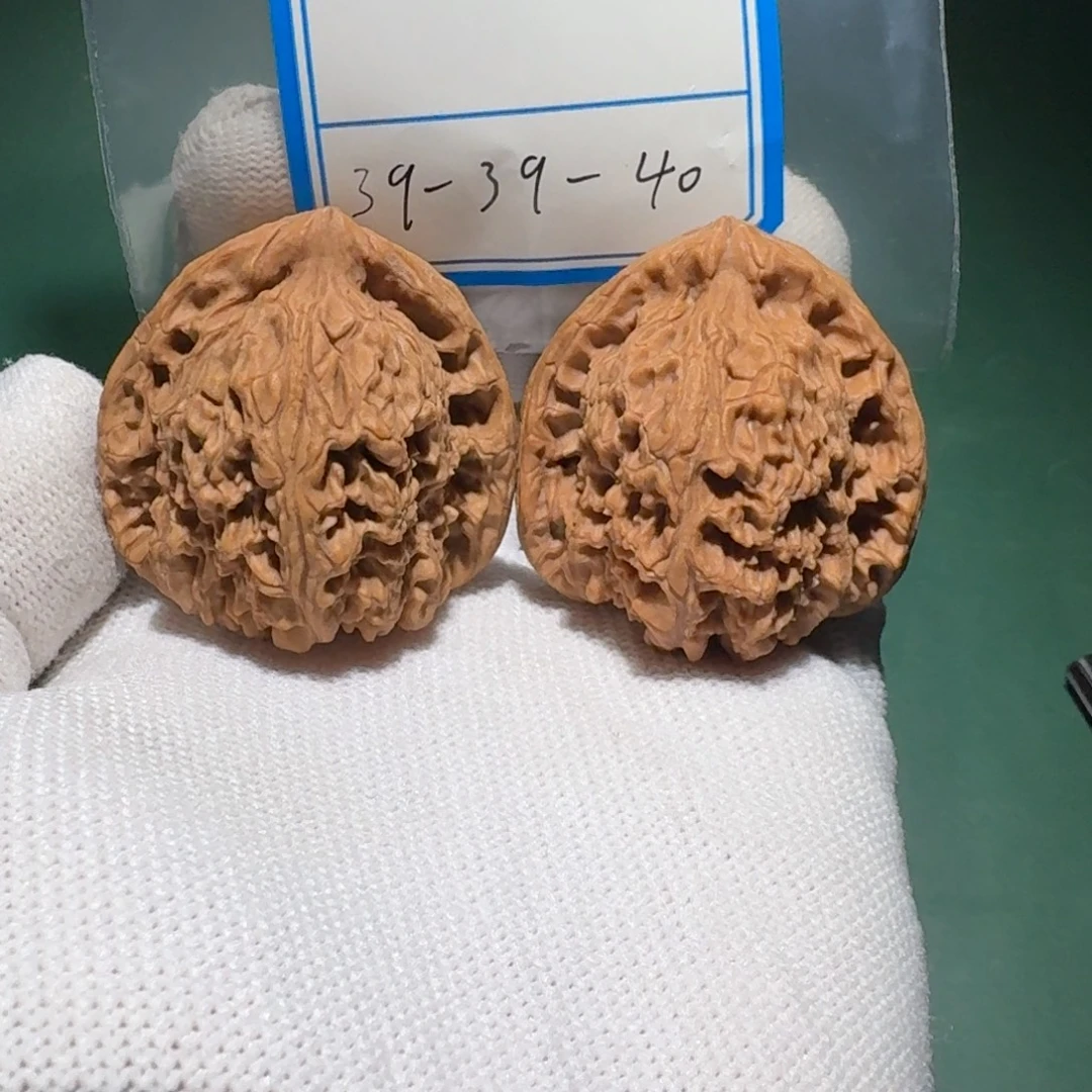 文玩核桃吊坠66号南疆s