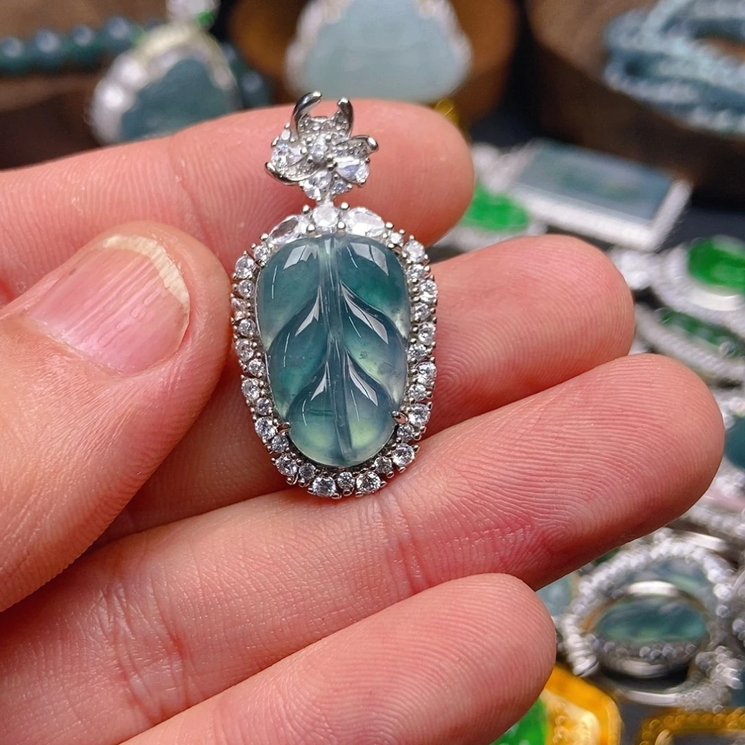 翡翠吊坠(不含链)未镶嵌528