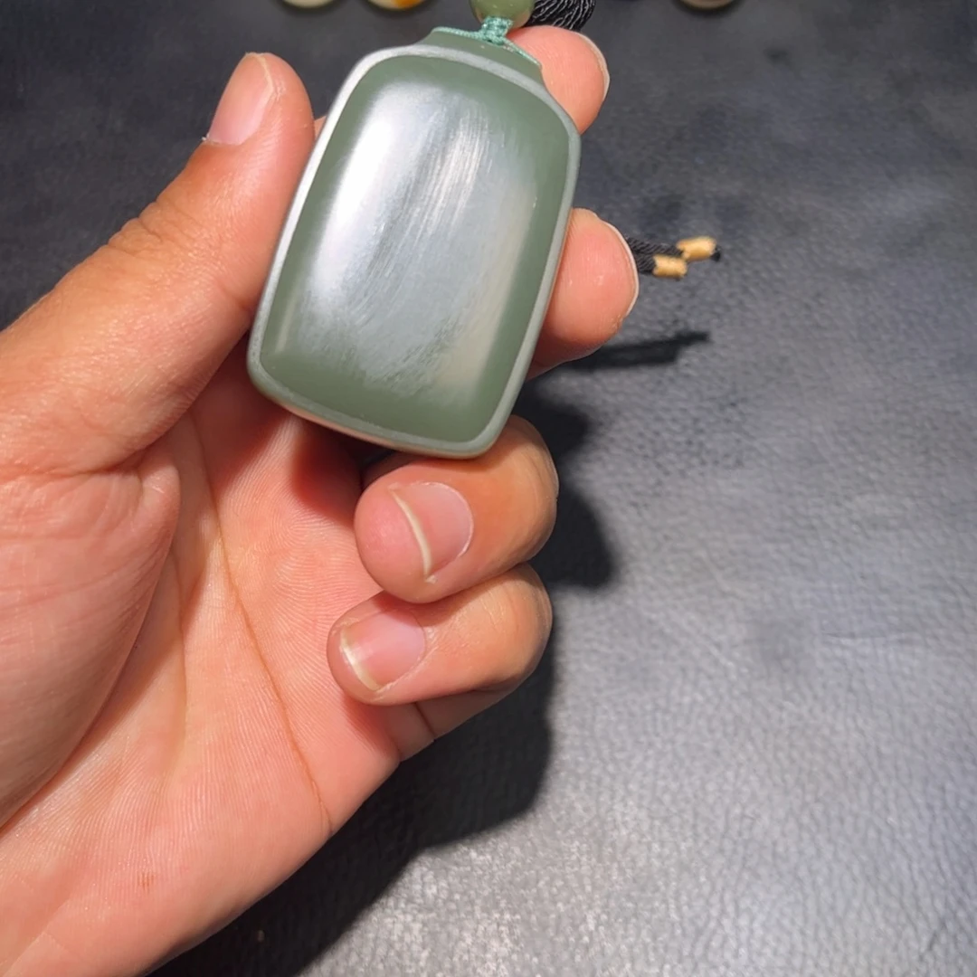 未镶嵌和田玉挂件恩***爷