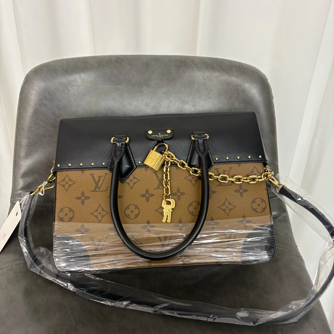 95新 LouisVuitton/路易威登  /KIKI/单肩包/18404498