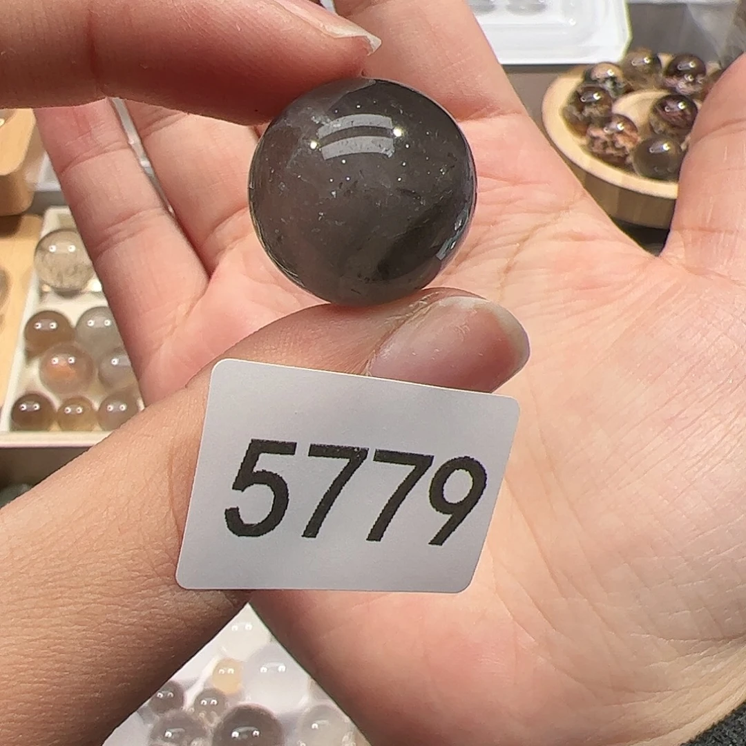 未镶嵌大型摆件（非配饰）水晶