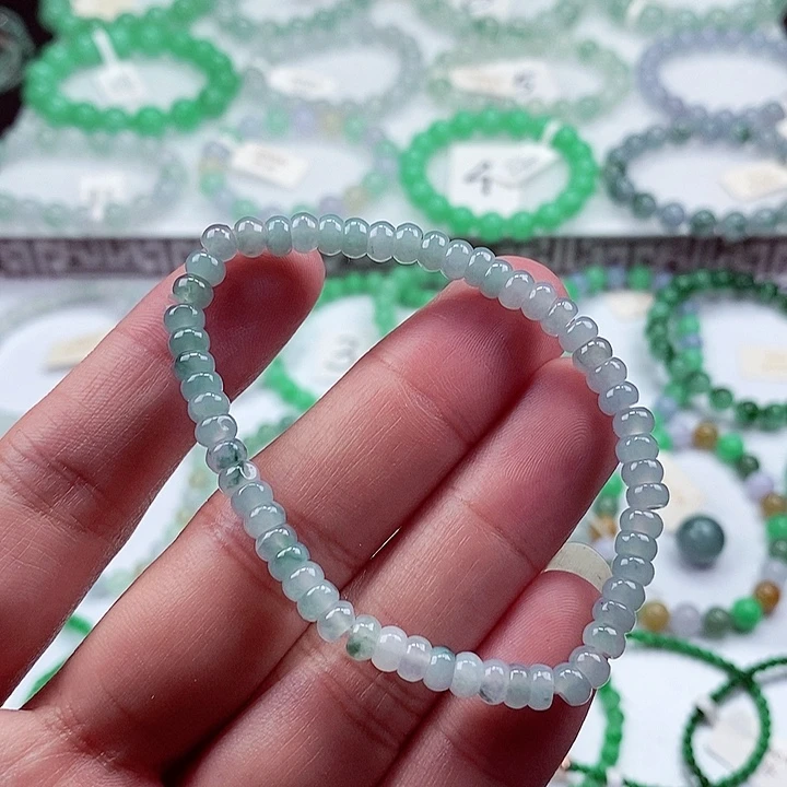 翡翠手链未镶嵌卡5