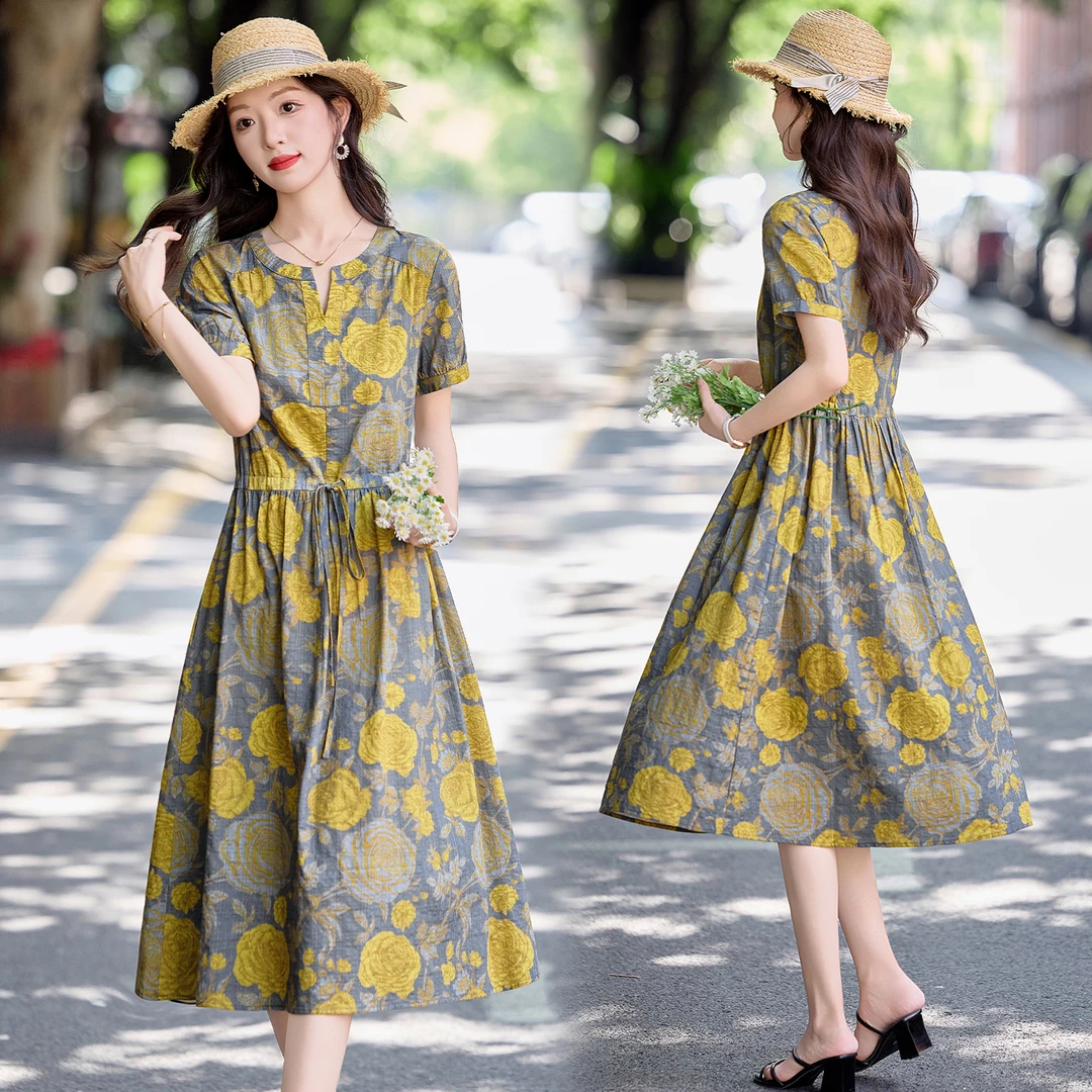 裙子女款爆款2025新款高级感时尚显瘦心机女不显胸遮屁股的连衣裙