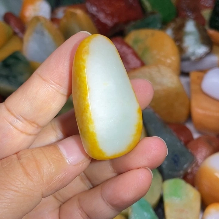 翡翠未镶嵌挂件缅甸翡翠