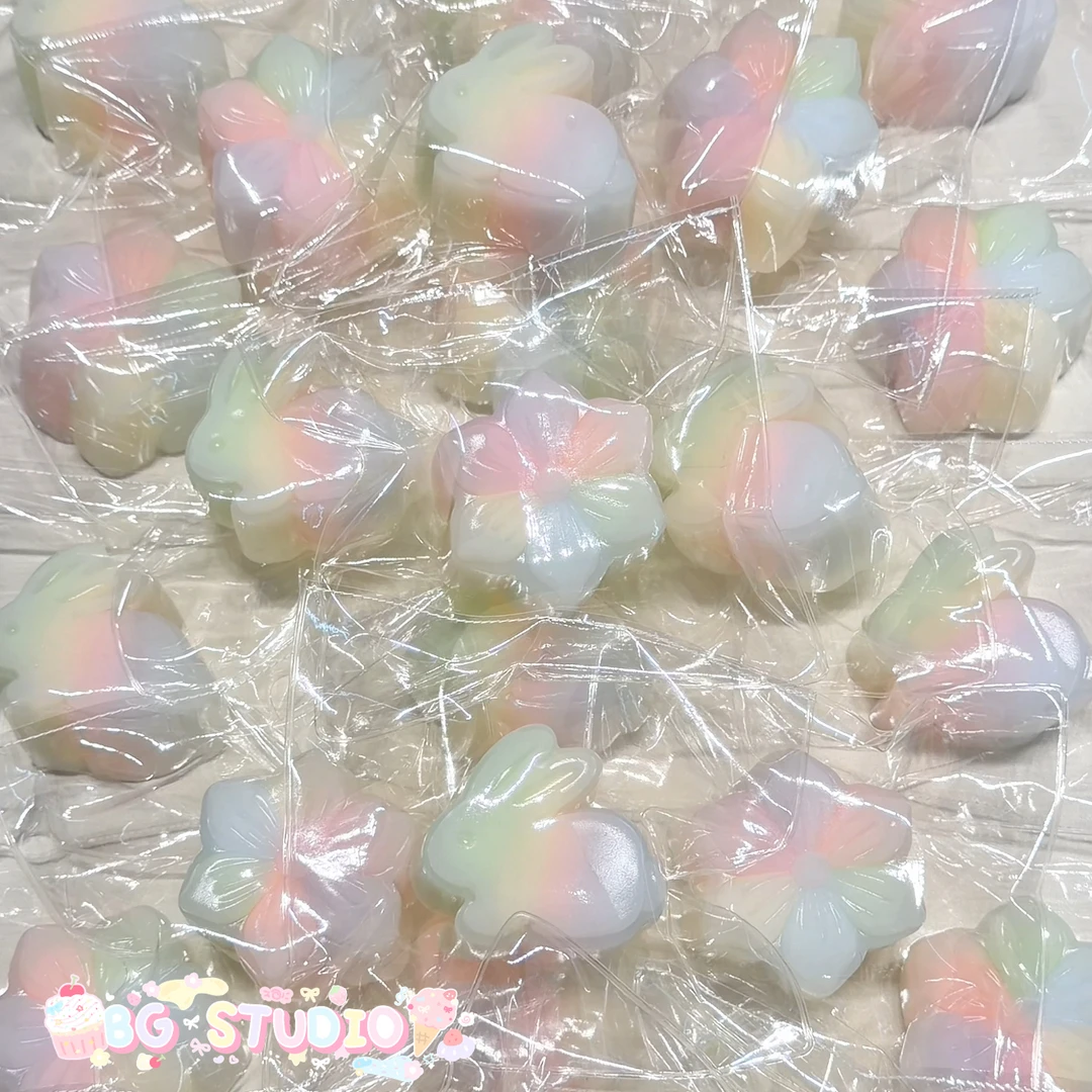 现货冰皮月饼糯米泥玩具，瑕疵无售后（樱花145g±10兔子130g±10）