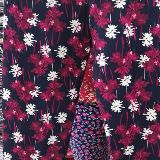 3X枫叶红棉裤子上