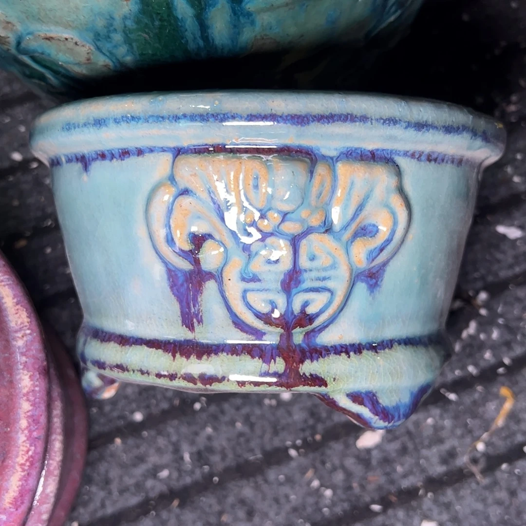 正宗岭南石湾盆放漏微瑕