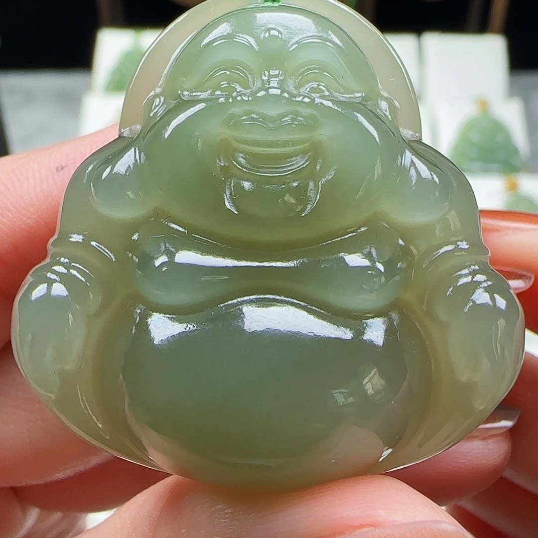 和田玉18K金镶嵌吊坠(赠链)