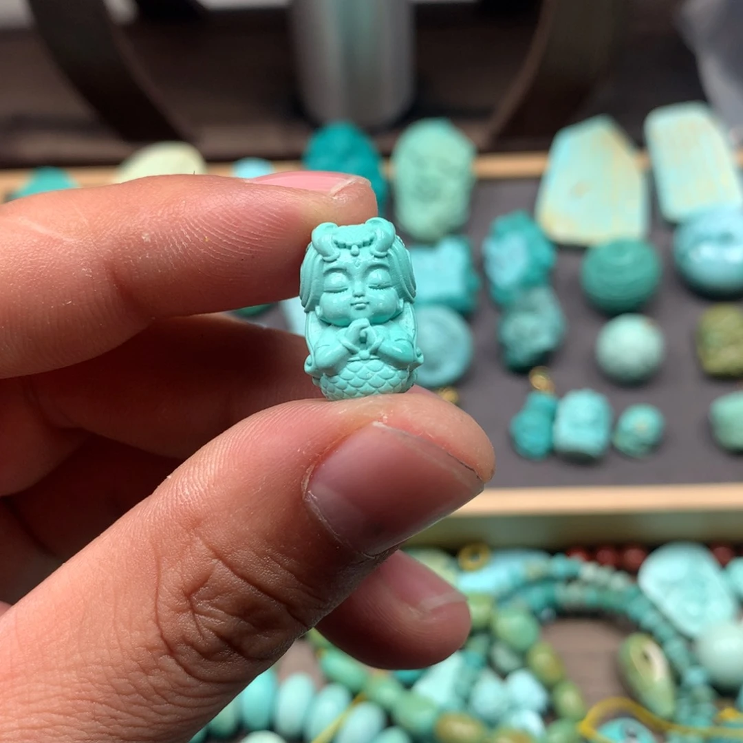 绿松石雕刻未镶嵌