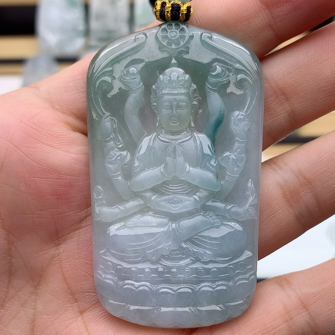 翡翠颈饰未镶嵌千手观音