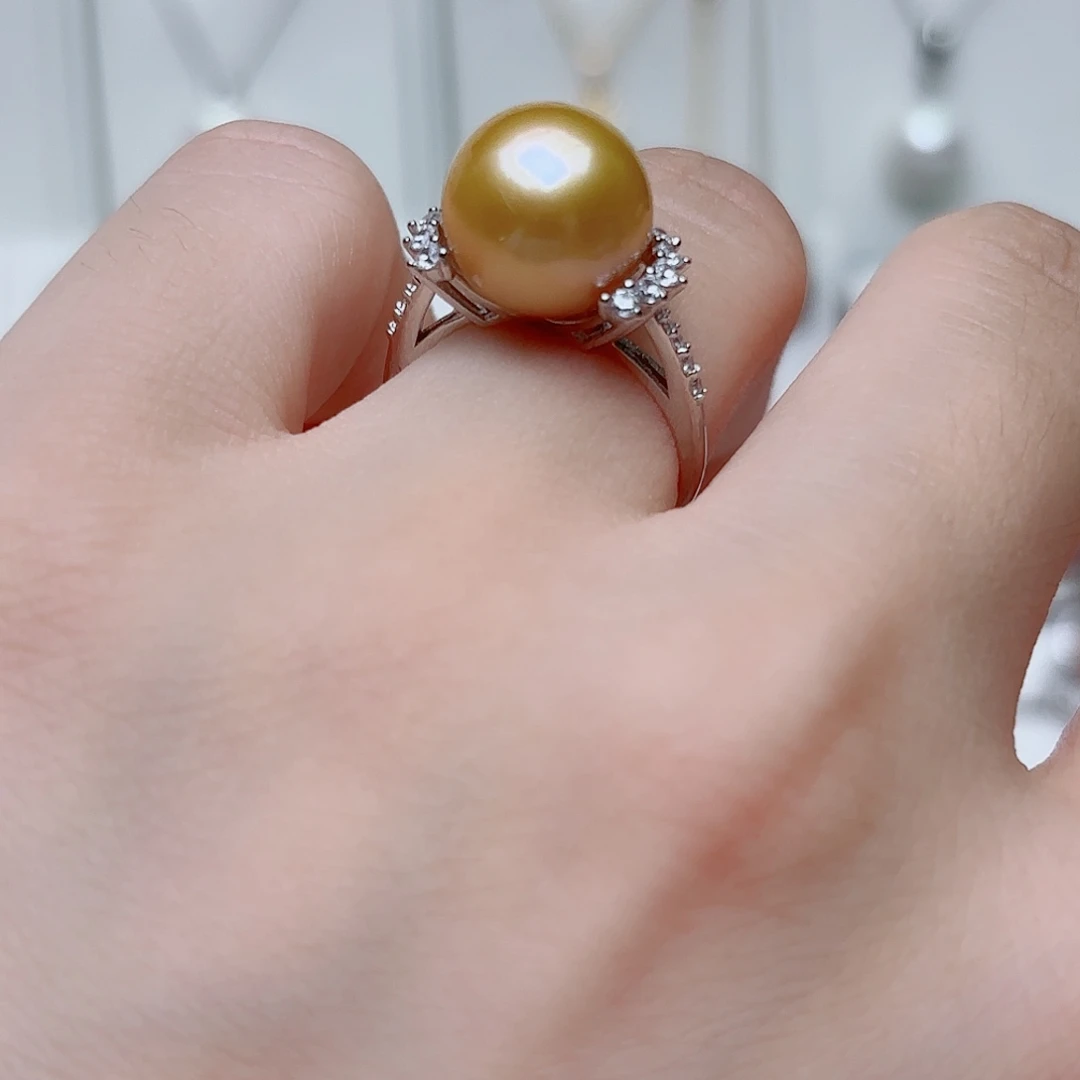 天***店淡水珍珠银S925镶嵌颈饰