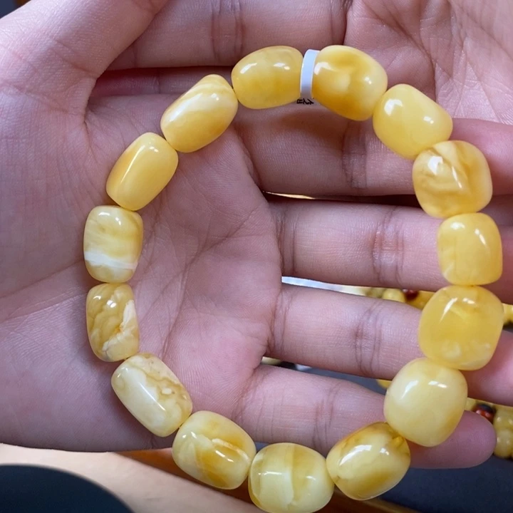 未镶嵌琥珀裸石手串