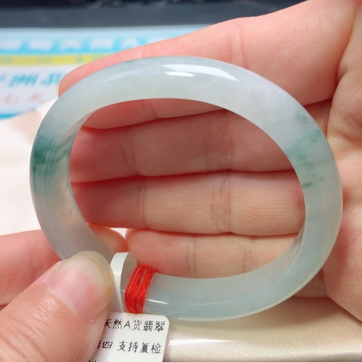 未镶嵌手镯（贵妃镯）翡翠1580号