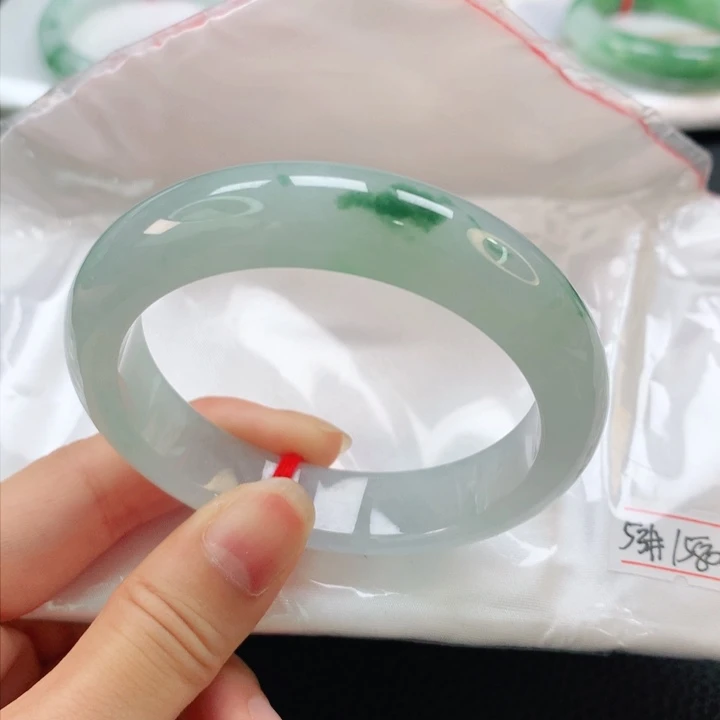 翡翠手镯未镶嵌翡翠手镯53
