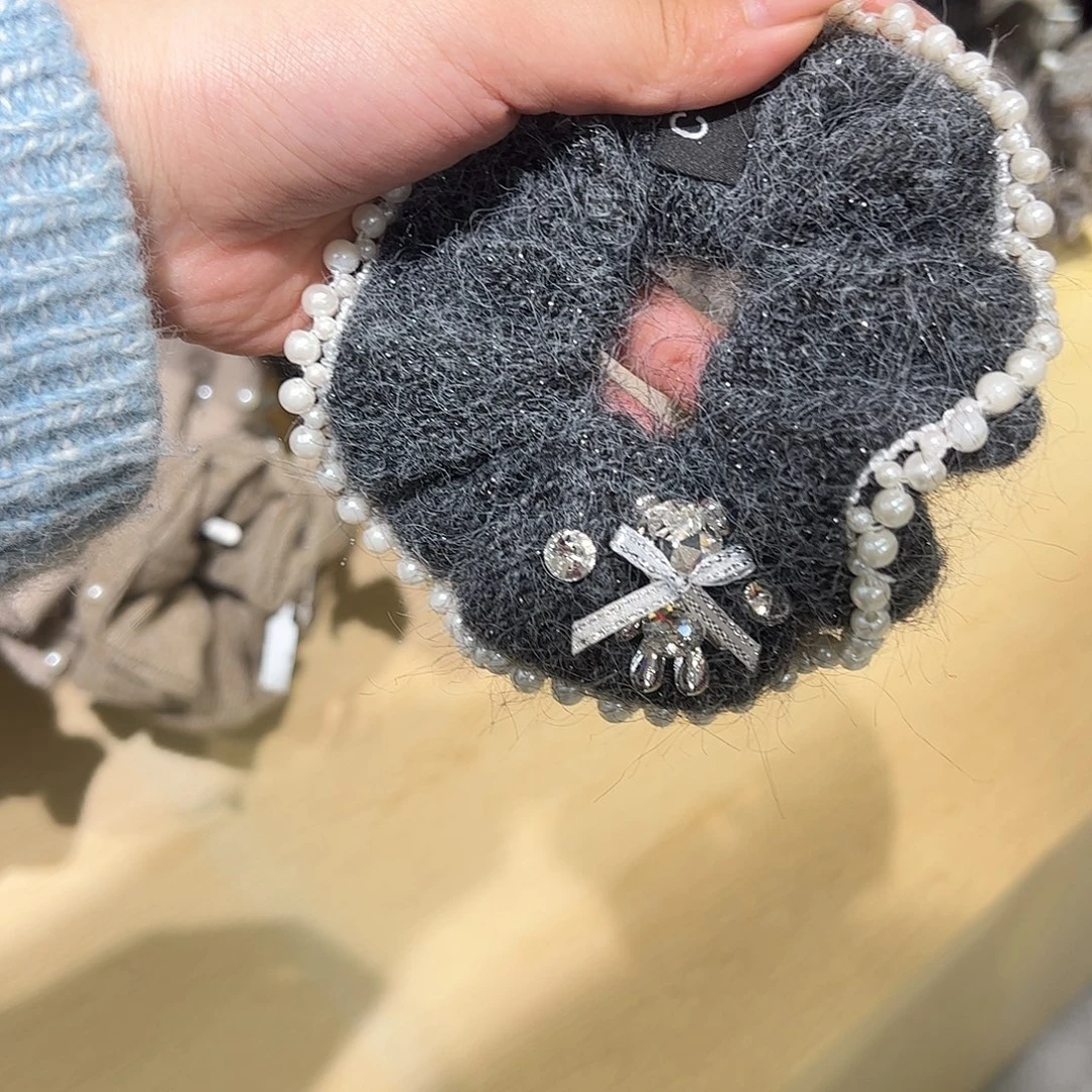 布艺铁合金灰色珍珠发圈