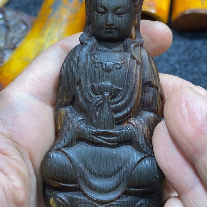 滴血莲花菩提吊坠