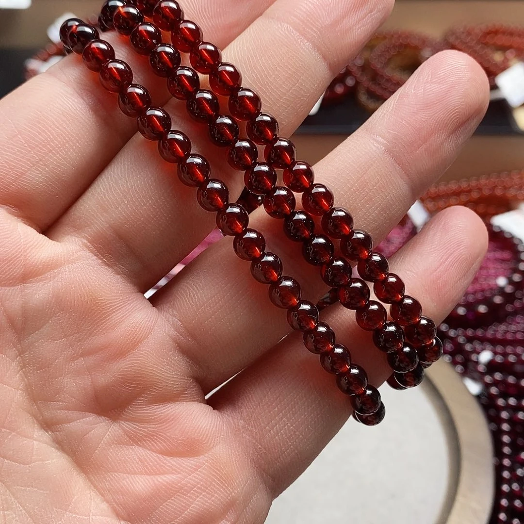 手链未镶嵌石榴石5.5mm毕业级血泊色