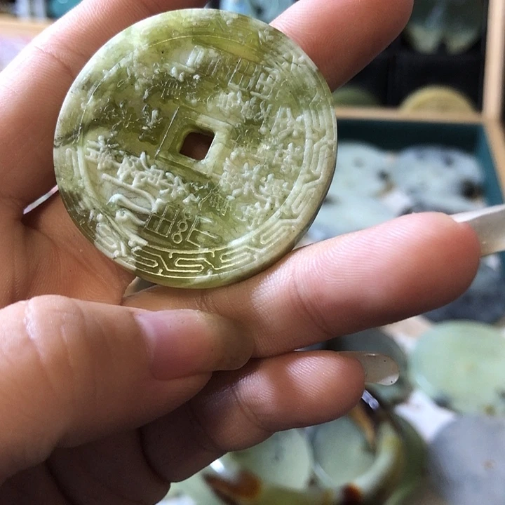 岫玉未镶嵌岫玉挂件