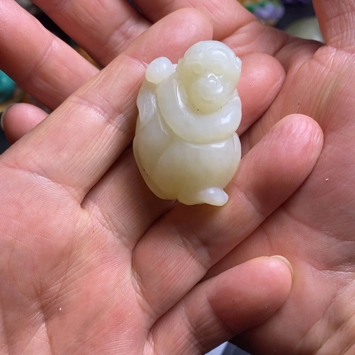 未镶嵌和田玉（糖玉）挂件