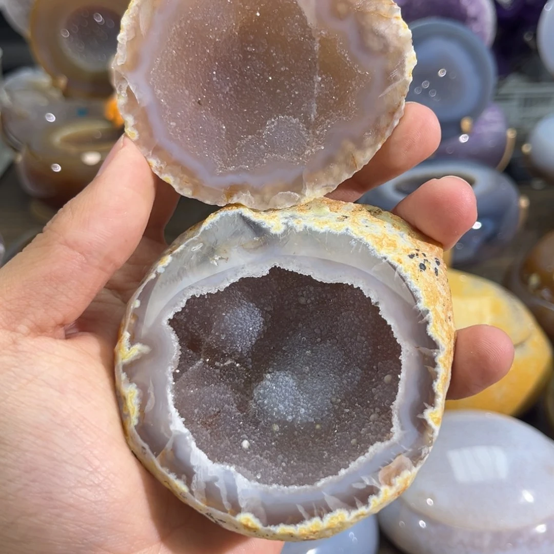 未镶嵌大型摆件（非配饰）紫晶泰**?
