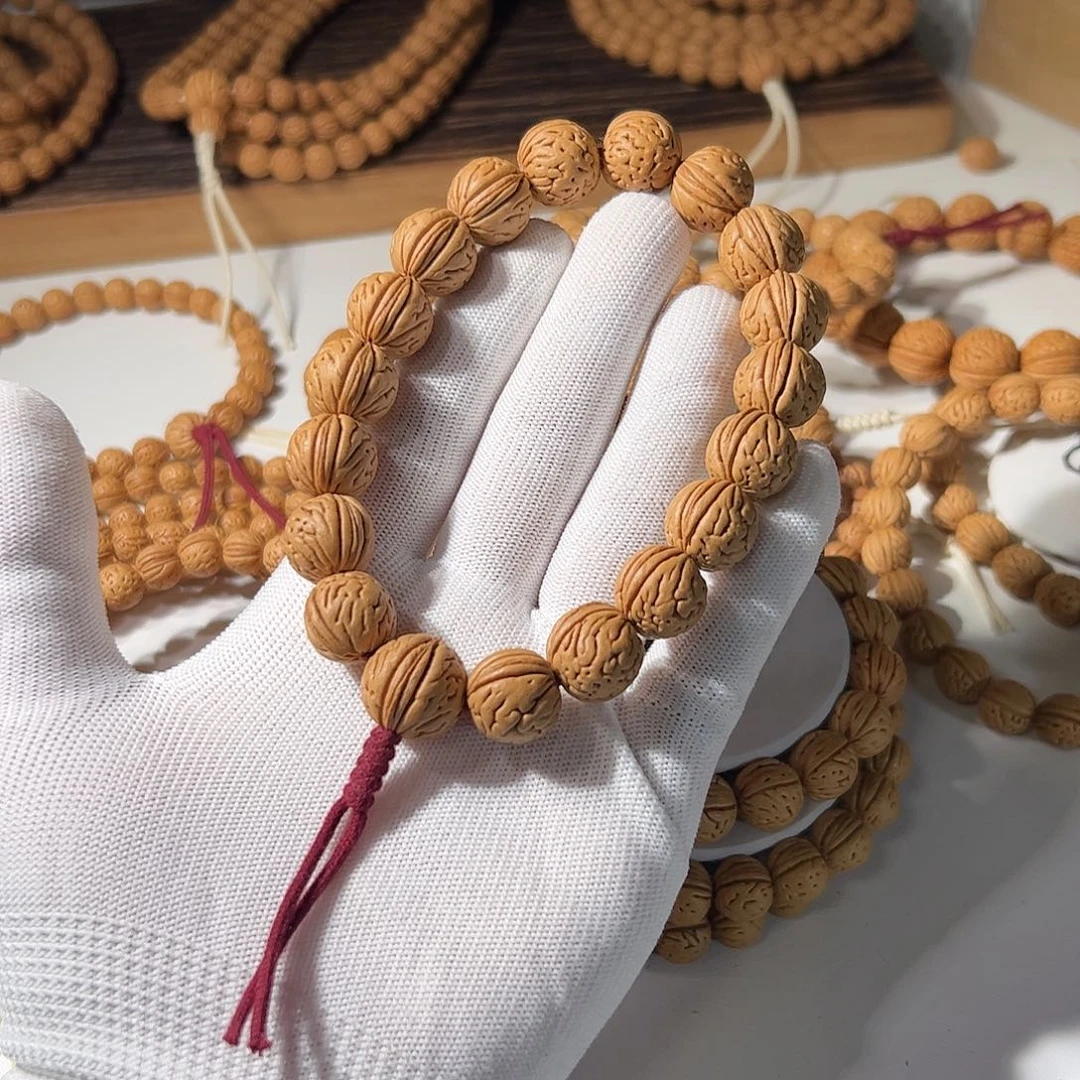 @***》吊坠桃核桃核龙脊尺寸15.2手持