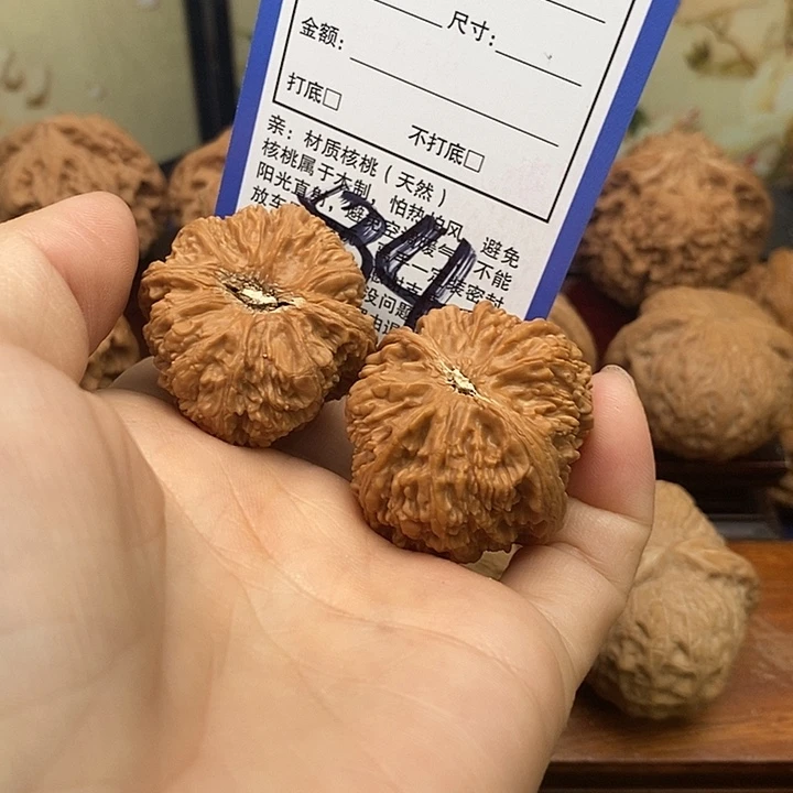 吊坠桃核塔尖儿34