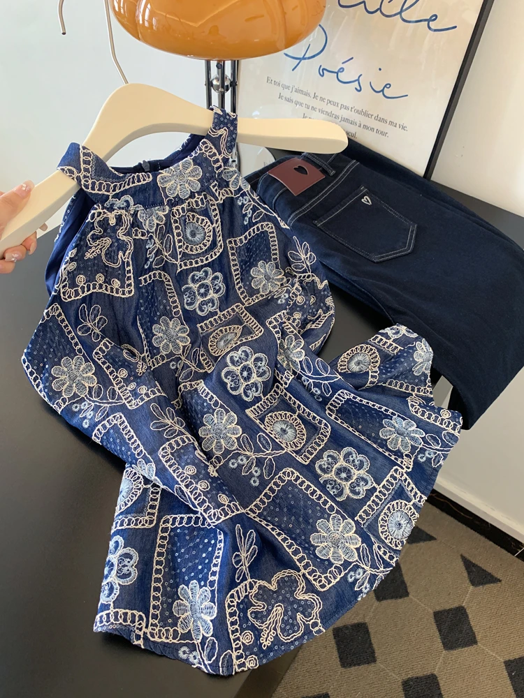 夏季绝美漂亮刺绣吊带背心女夏外穿设计感无袖挂脖露肩上衣高级感