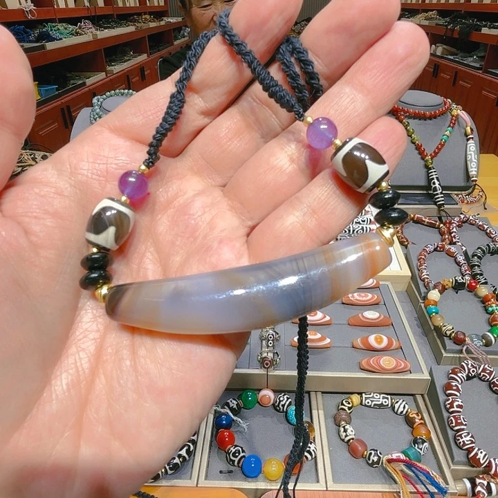 未镶嵌玛瑙/玉髓珠宝奇石