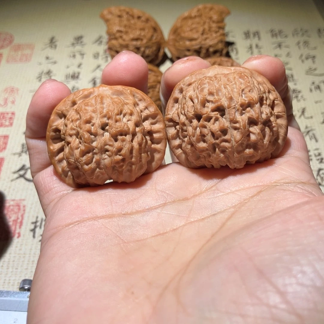 文玩核桃把件血麒麟41尺不面试