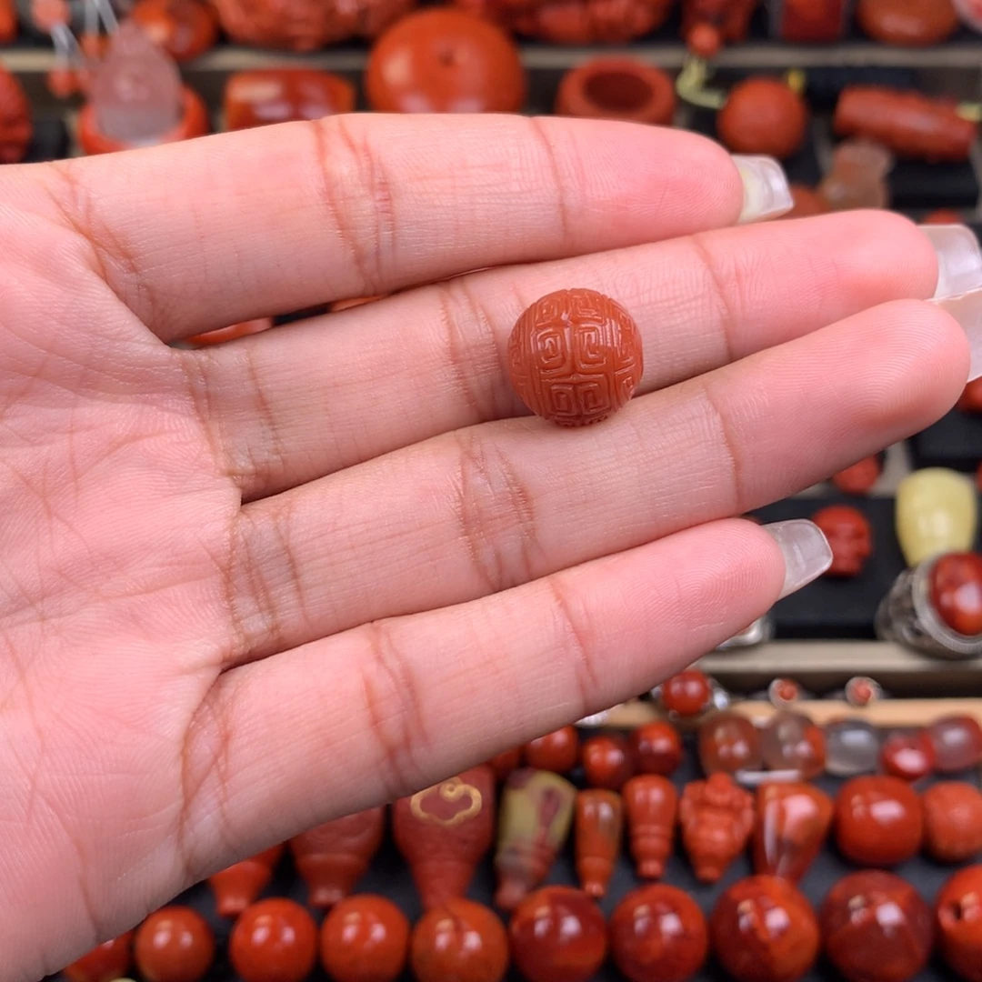 南红玛瑙未镶嵌回纹圆珠13+