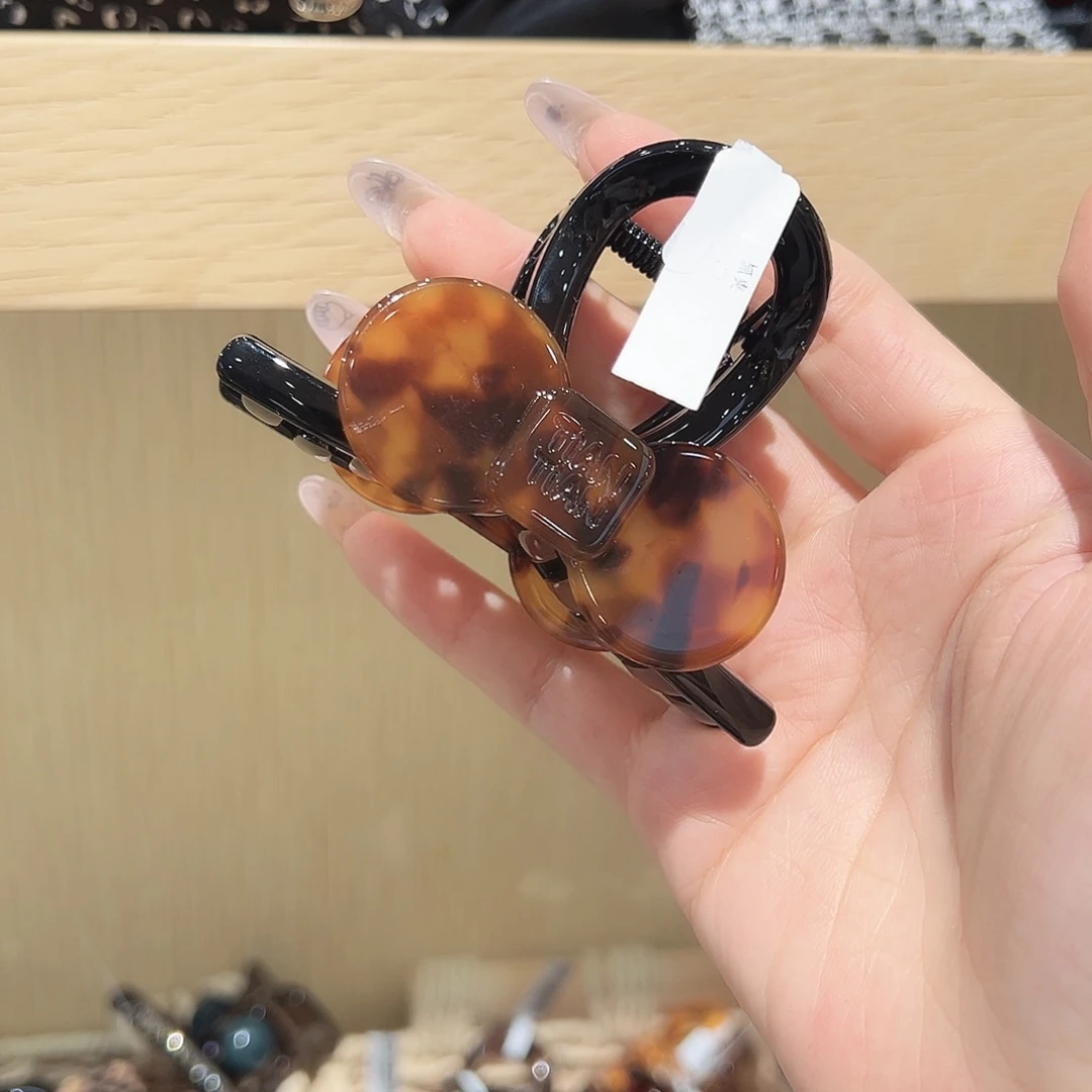 非金属仿珍珠咖色蝴蝶结中抓