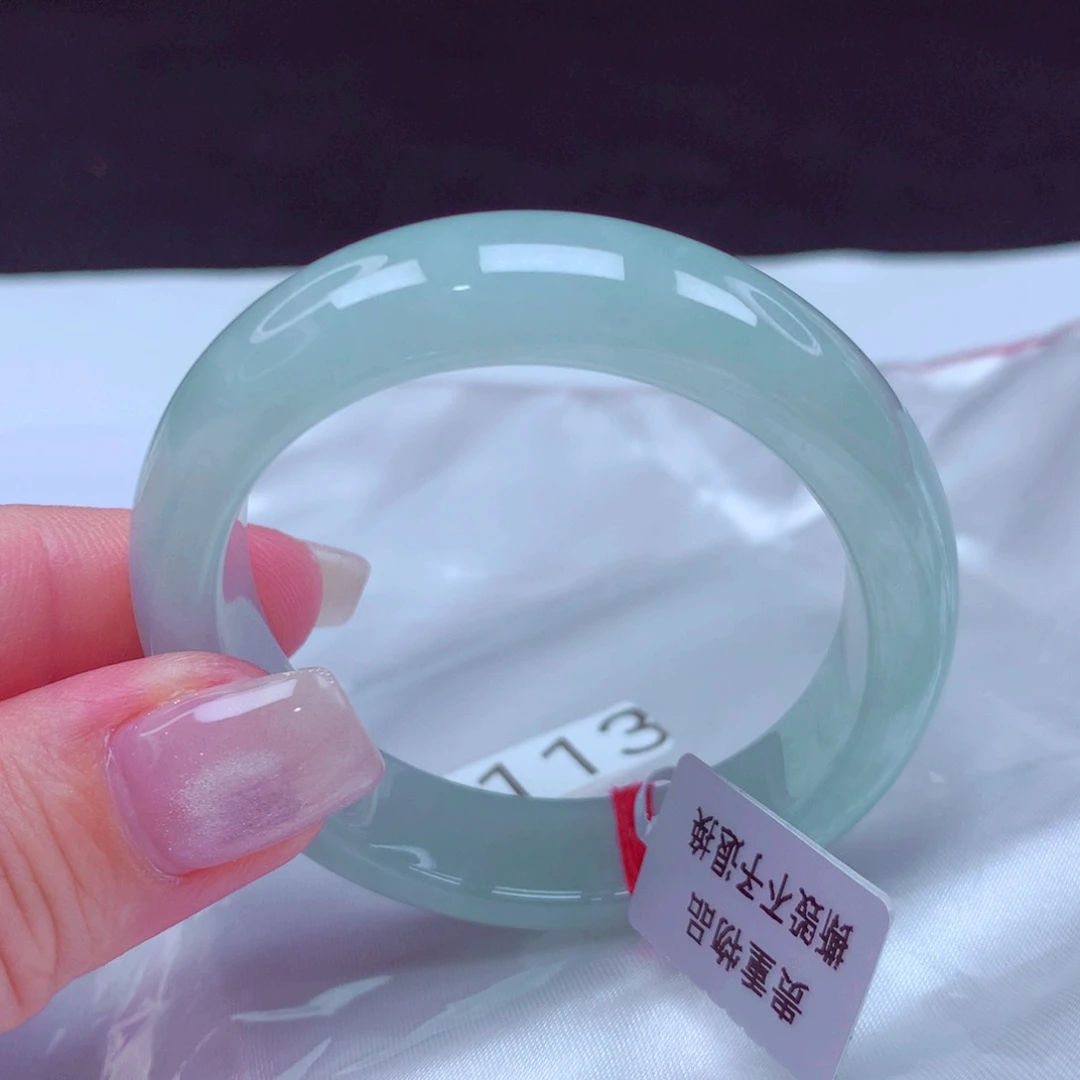 翡翠手镯未镶嵌手镯88