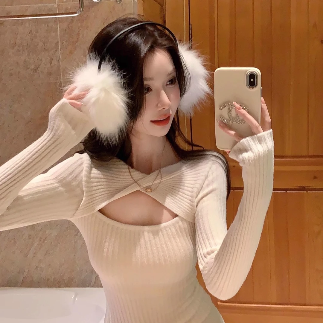 秋冬内搭之神温柔小嗲精 挂脖女裙性感纯欲扭结针织短款连衣裙女