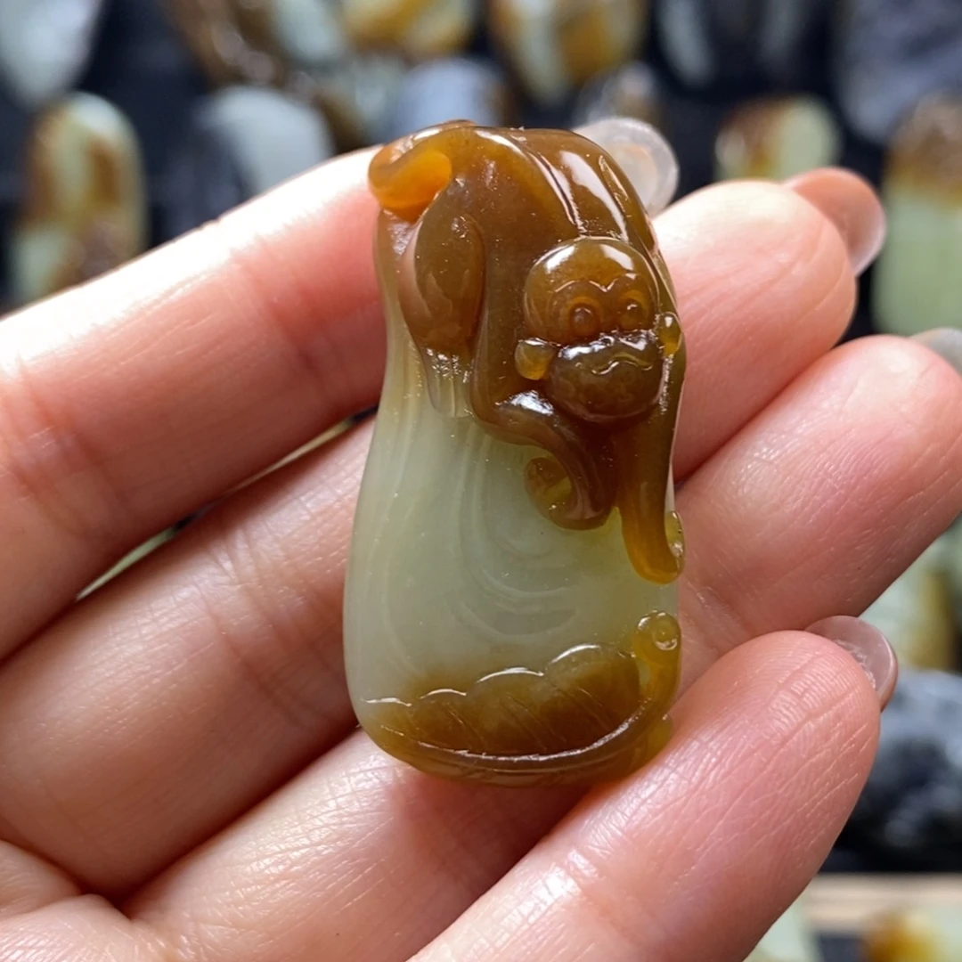 和田玉未镶嵌挂件