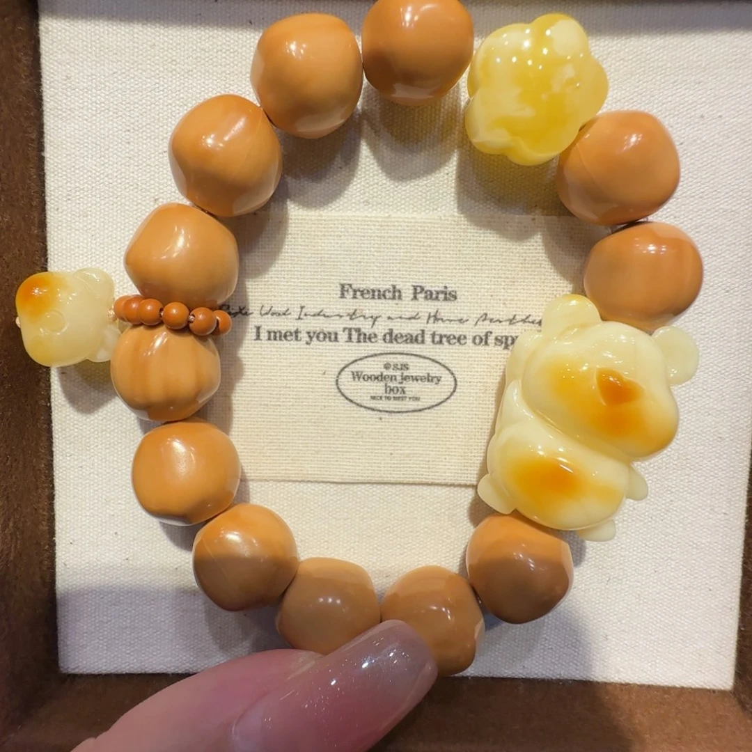 琥珀未镶嵌珠宝奇石摘星小熊手串