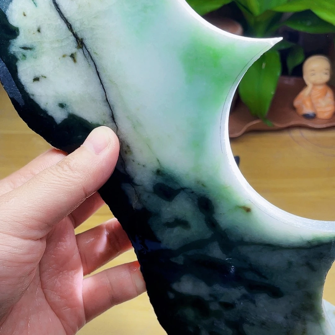 翡翠未镶嵌颈饰毛料25