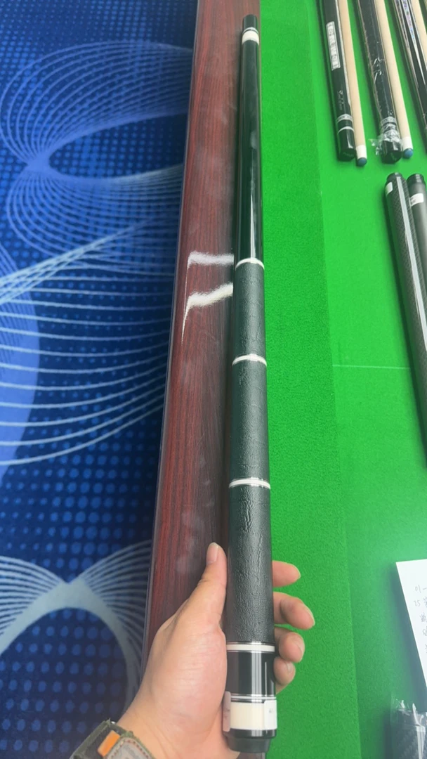 科技前肢实木碳管素面中式黑八追分台球杆
