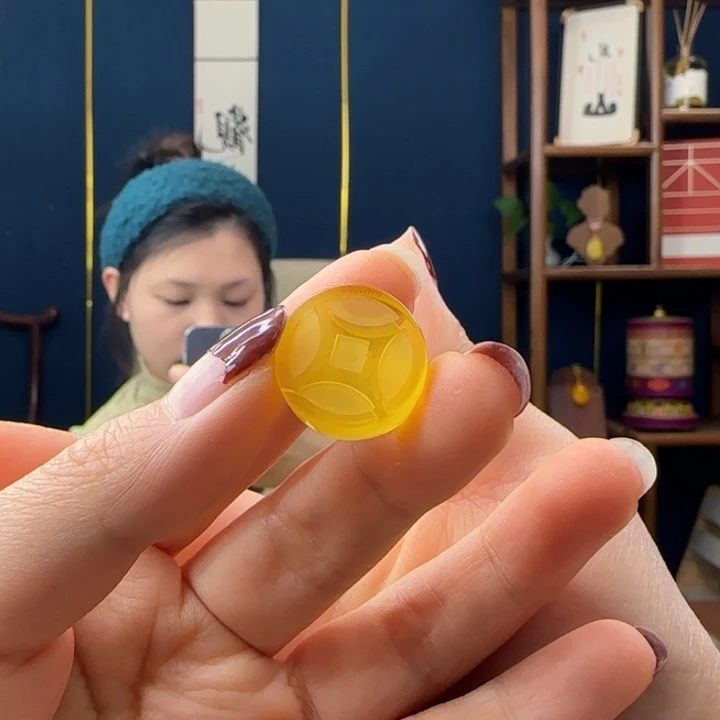 蜜蜡吊坠(赠链)未镶嵌唐*闲