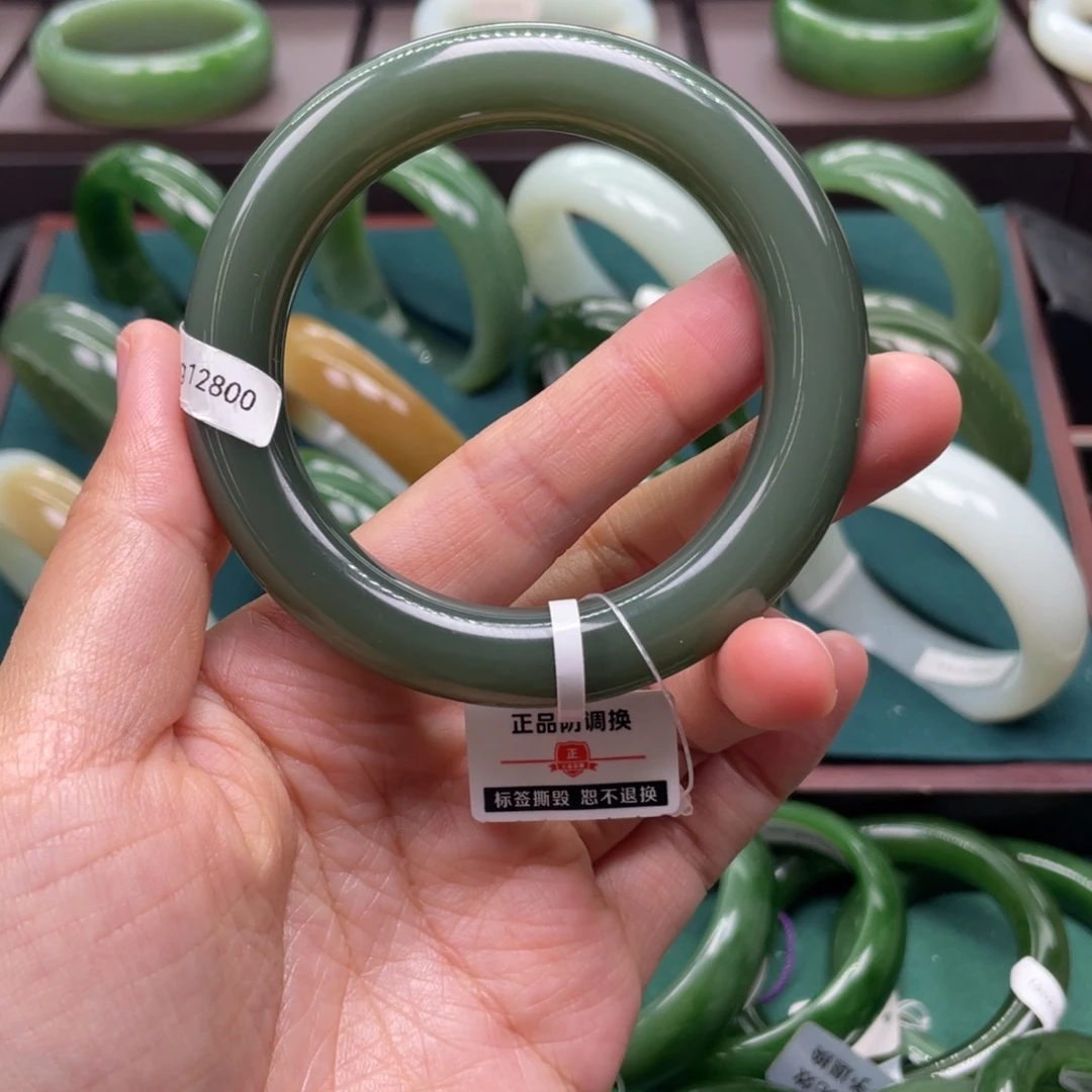 和田玉（碧玉）未镶嵌手镯5455